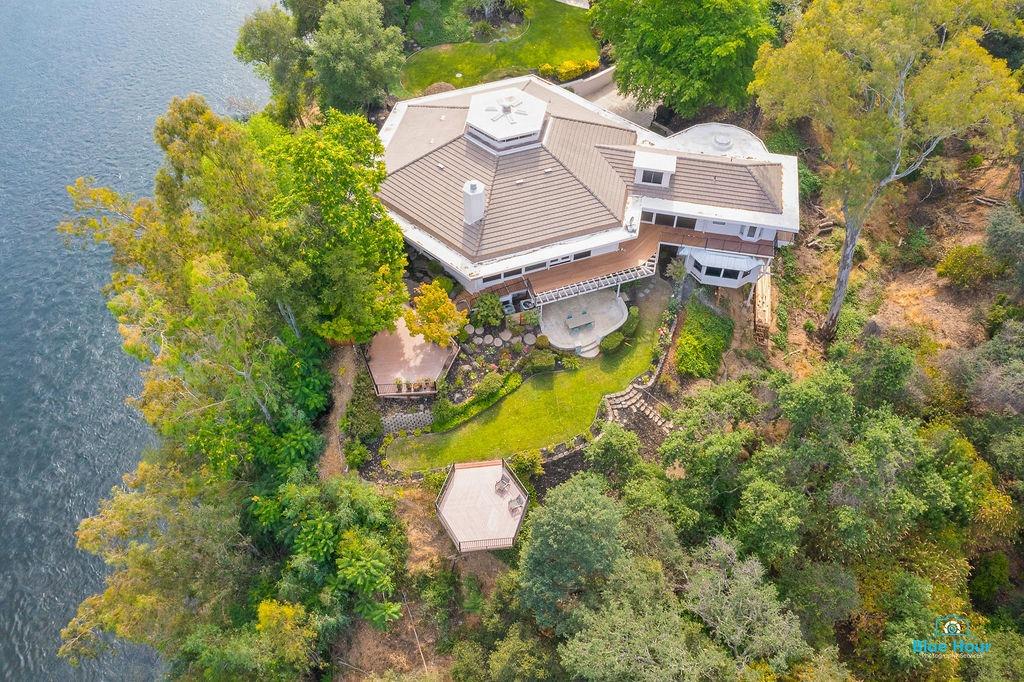 8147 River Front Lane