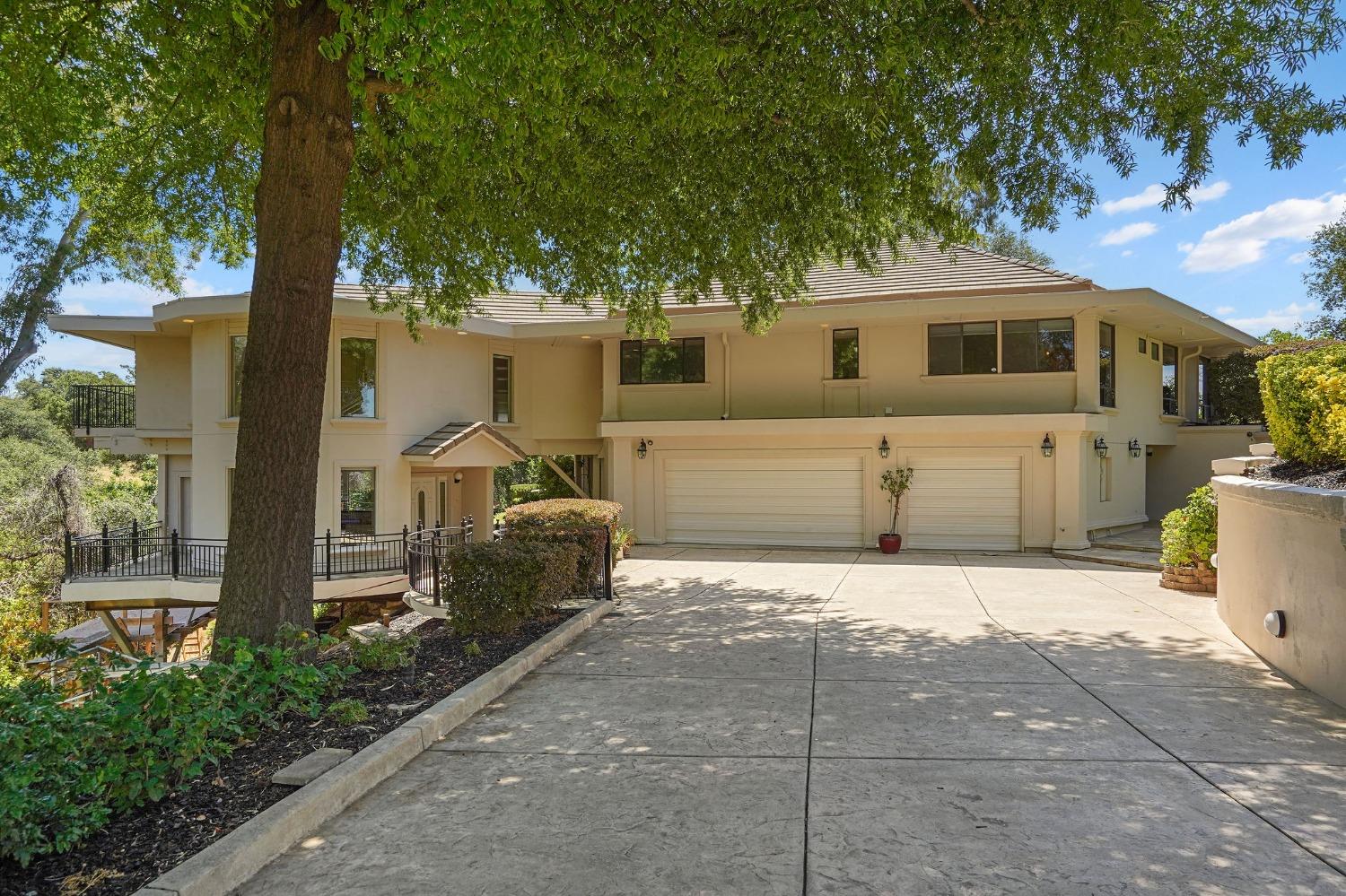 8147 River Front Lane