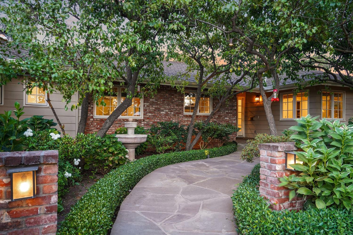 3036 Huntington Road