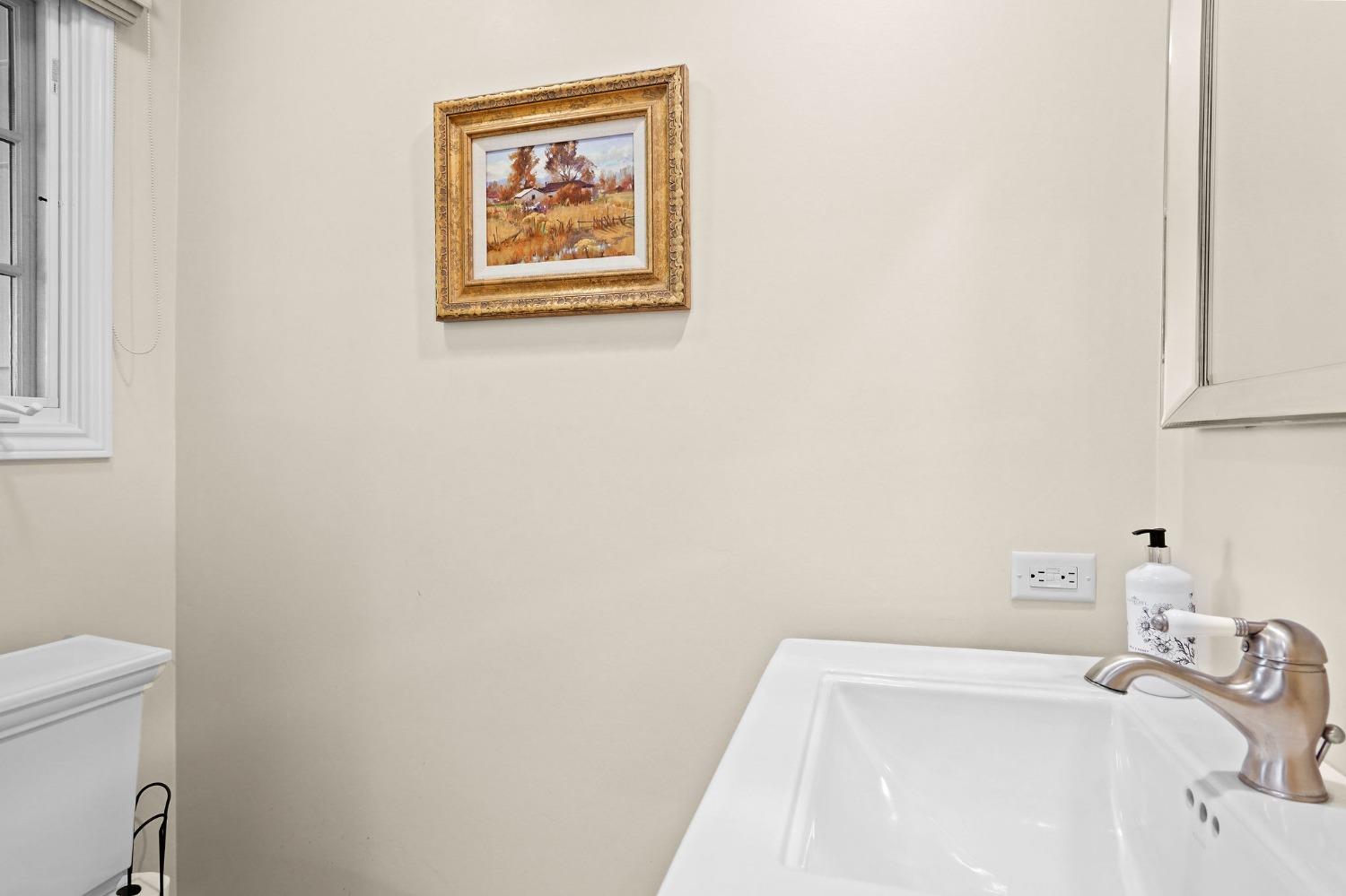 3036 Huntington Road