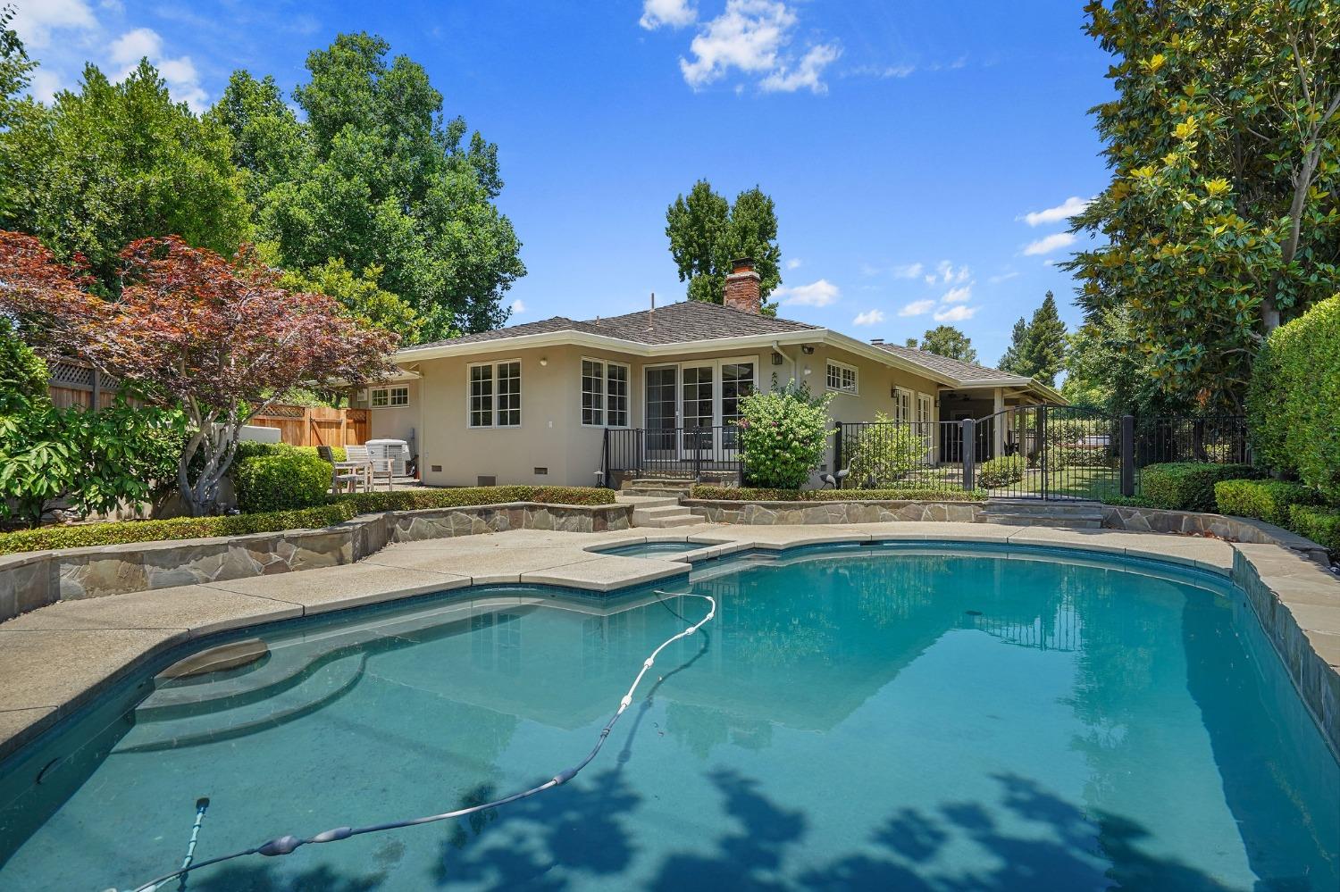 3036 Huntington Road