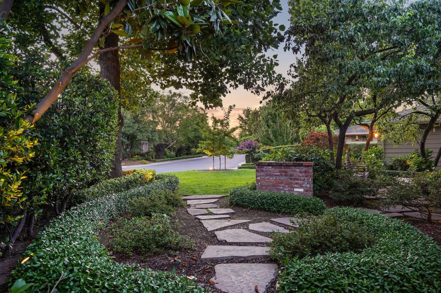 3036 Huntington Road