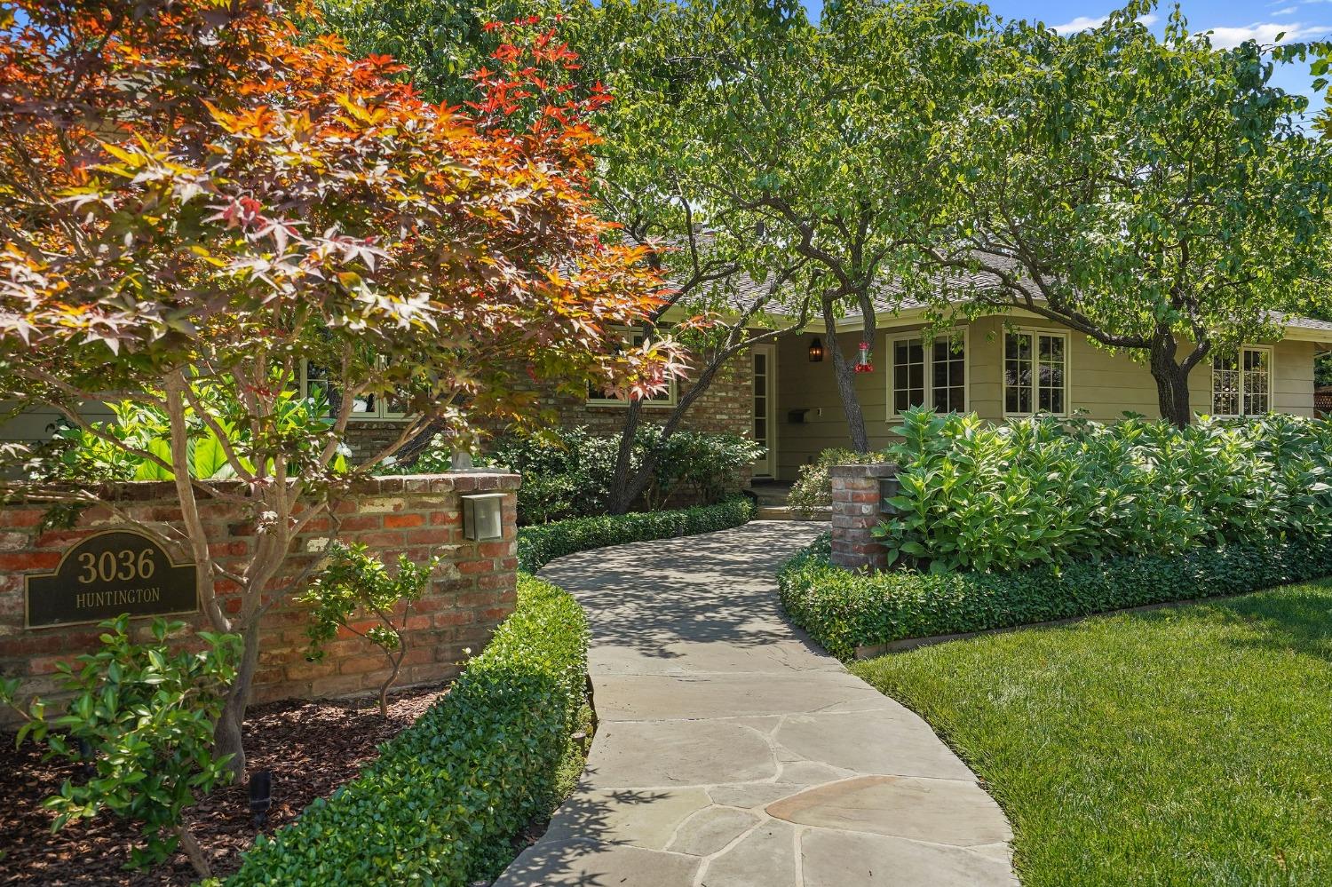 3036 Huntington Road