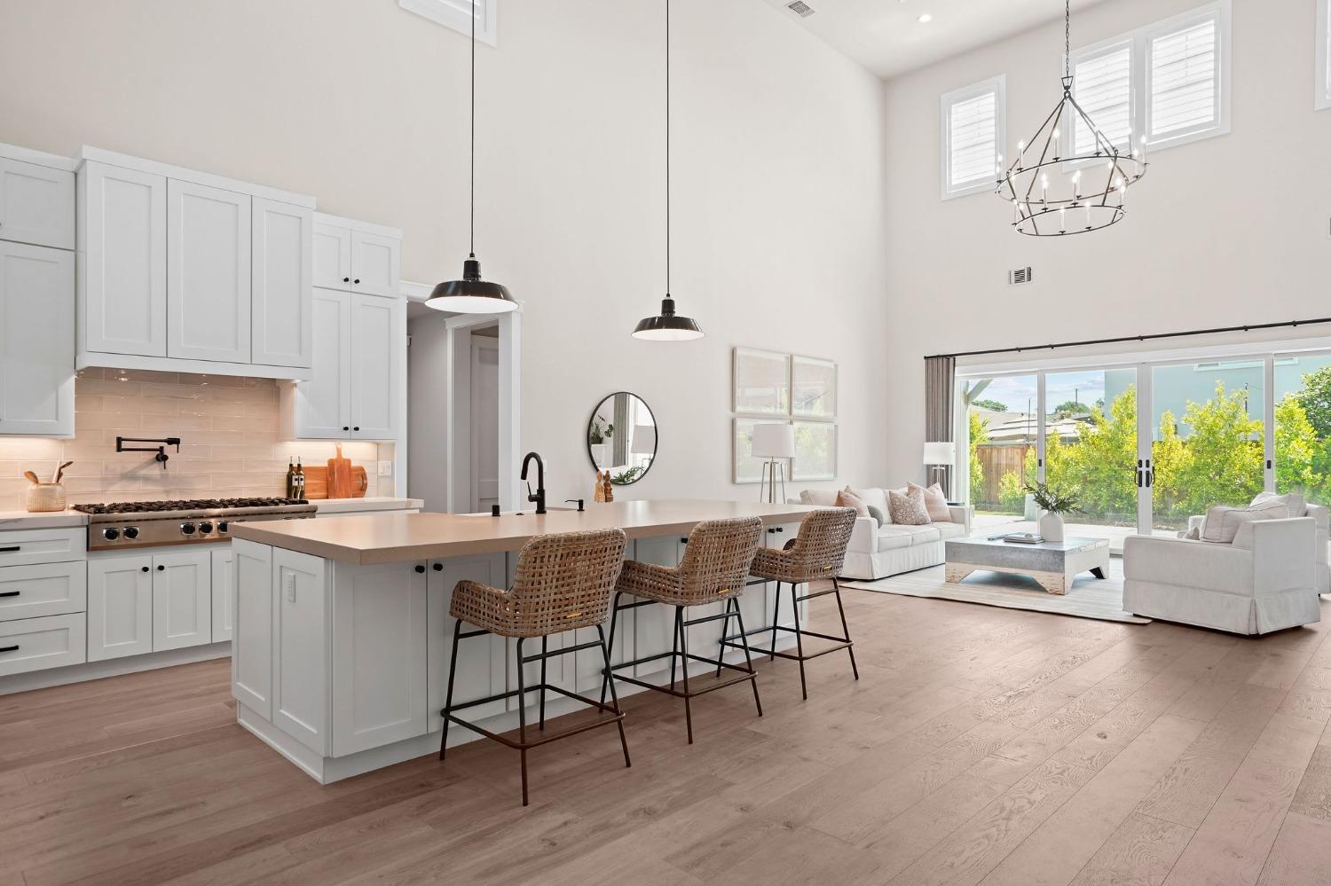 5233 Sutter Park Way