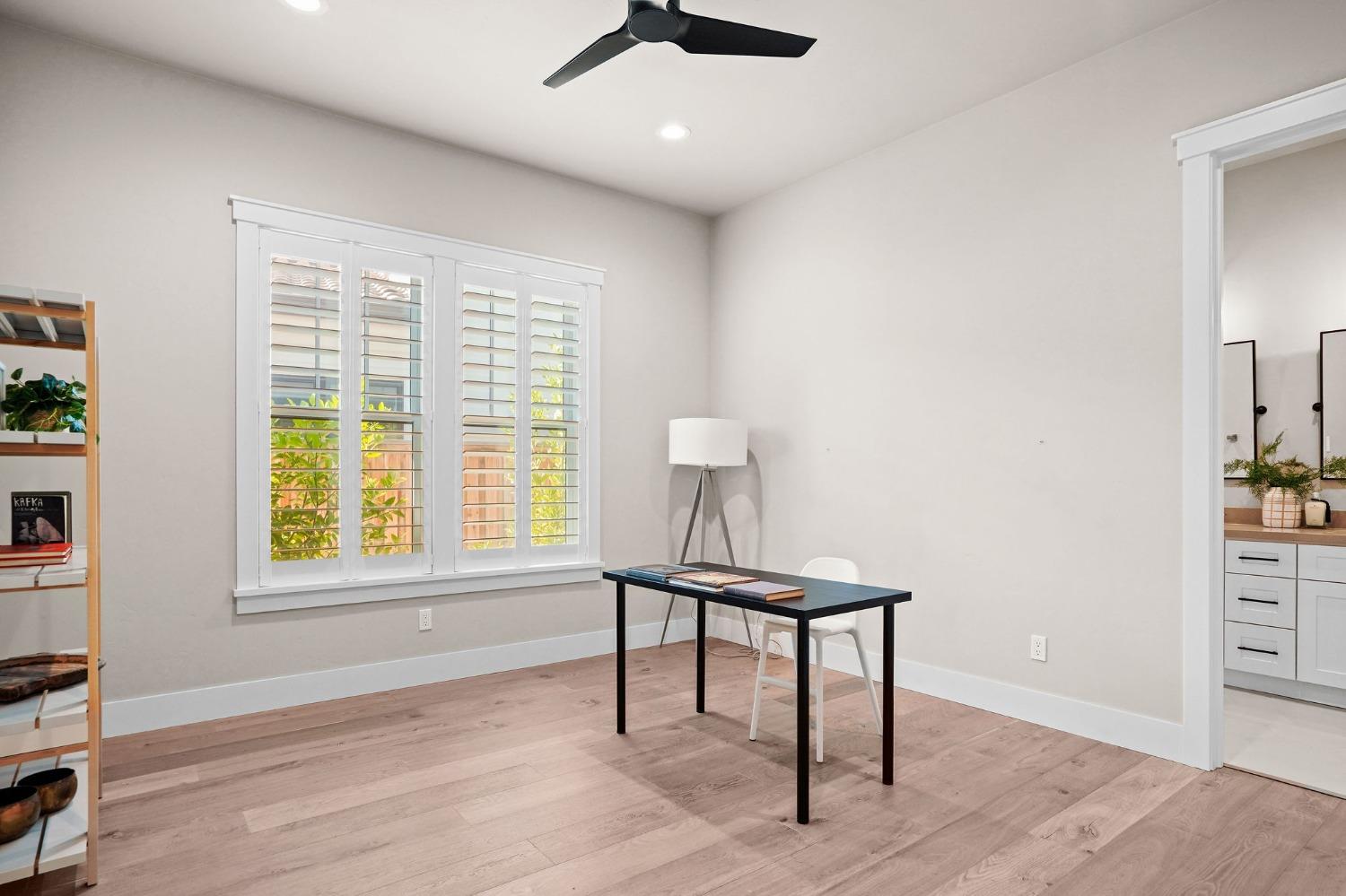 5233 Sutter Park Way