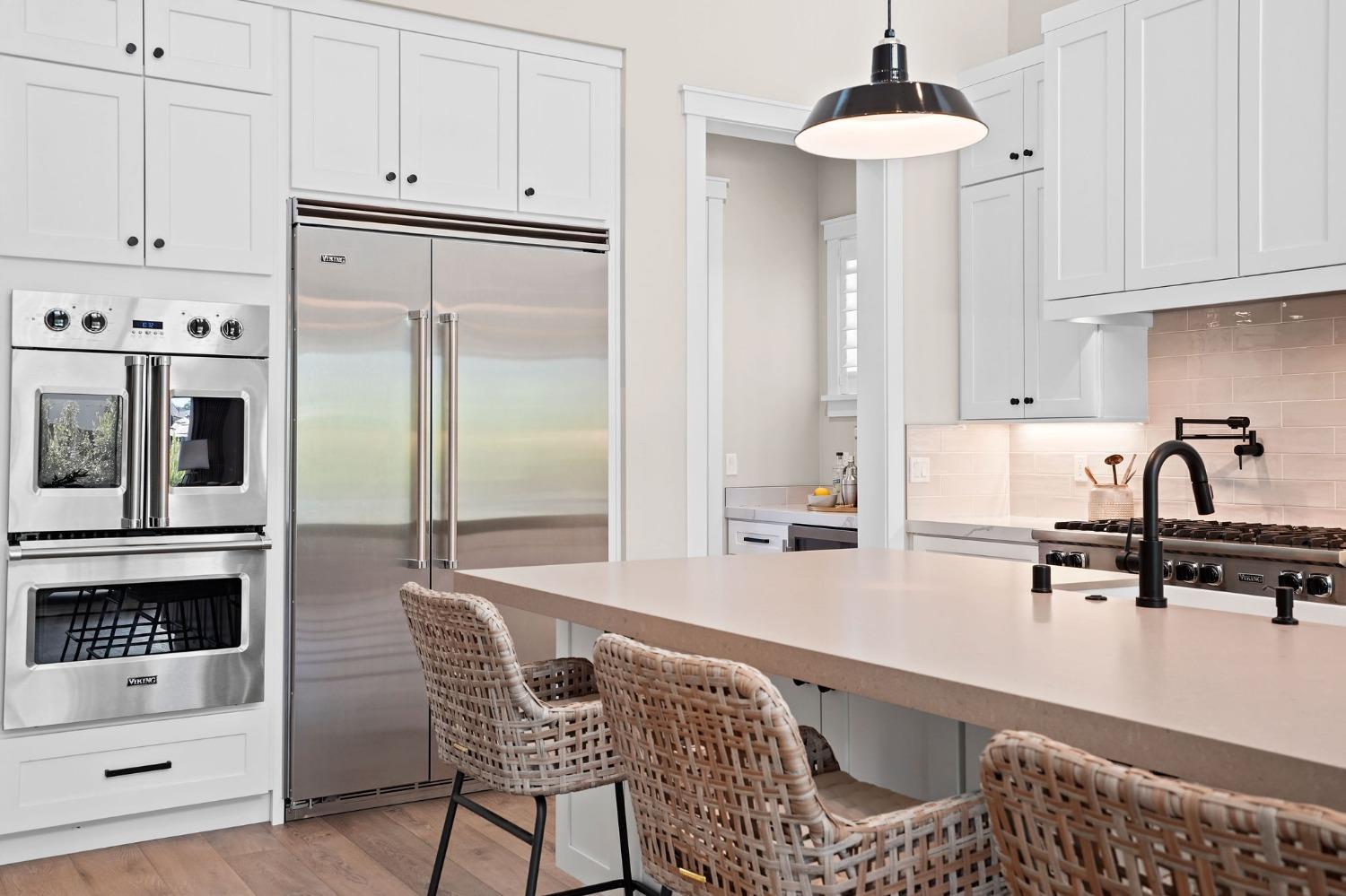 5233 Sutter Park Way