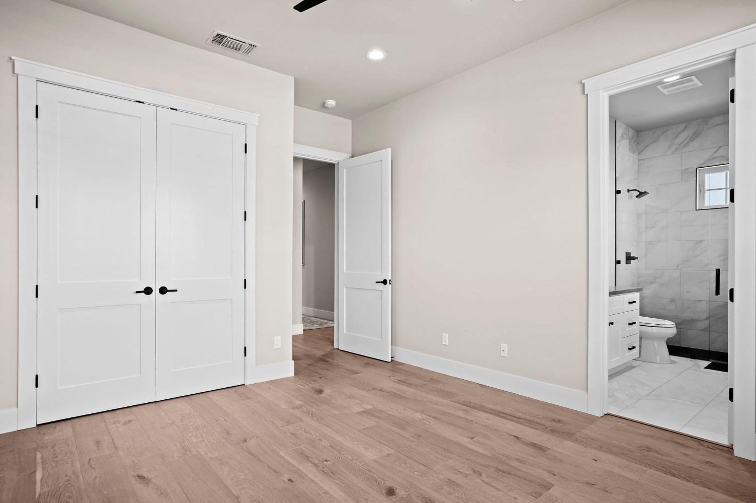 5233 Sutter Park Way