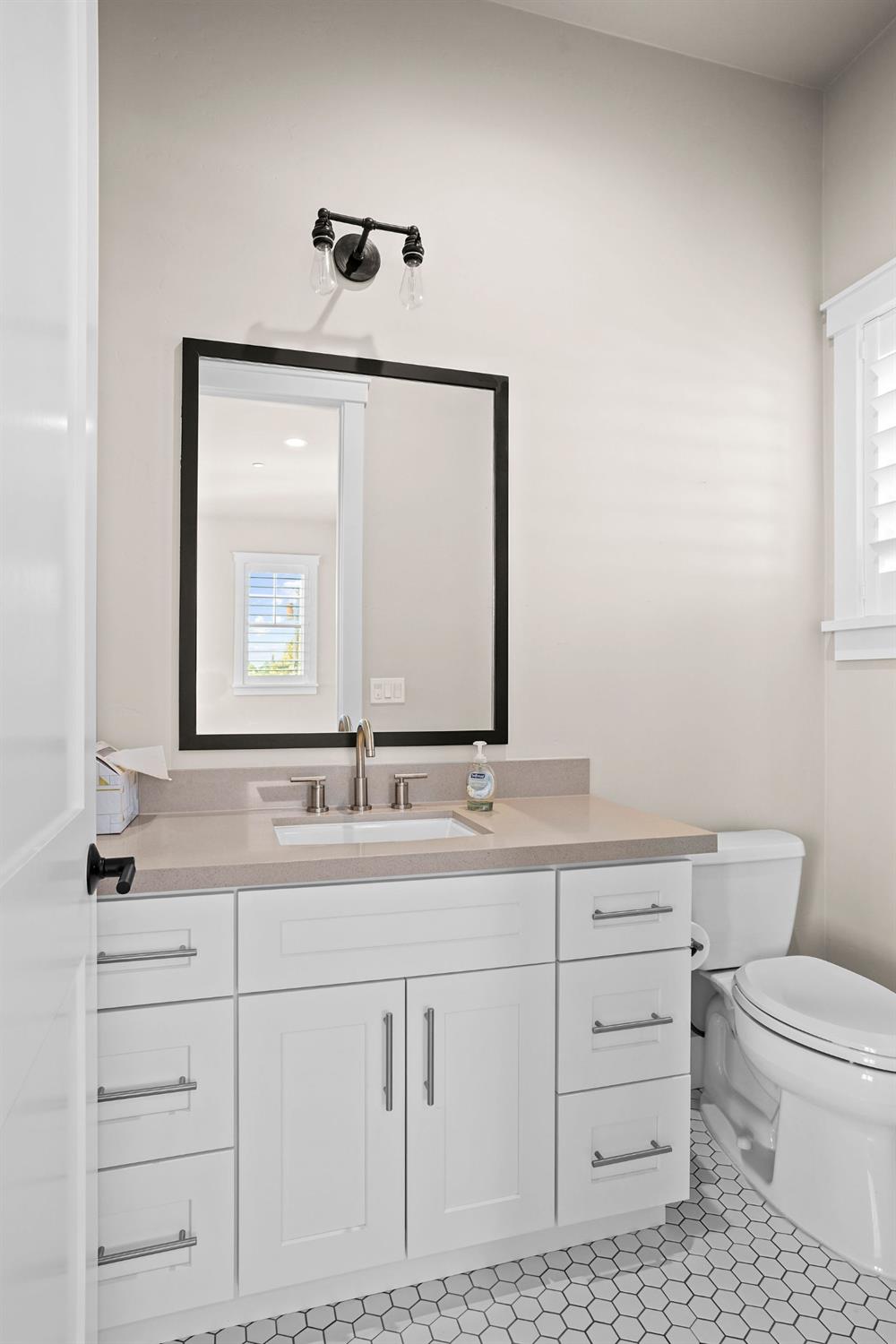 5233 Sutter Park Way