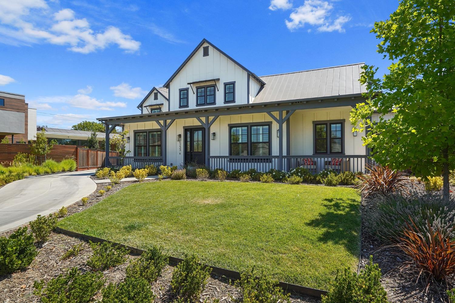 5233 Sutter Park Way