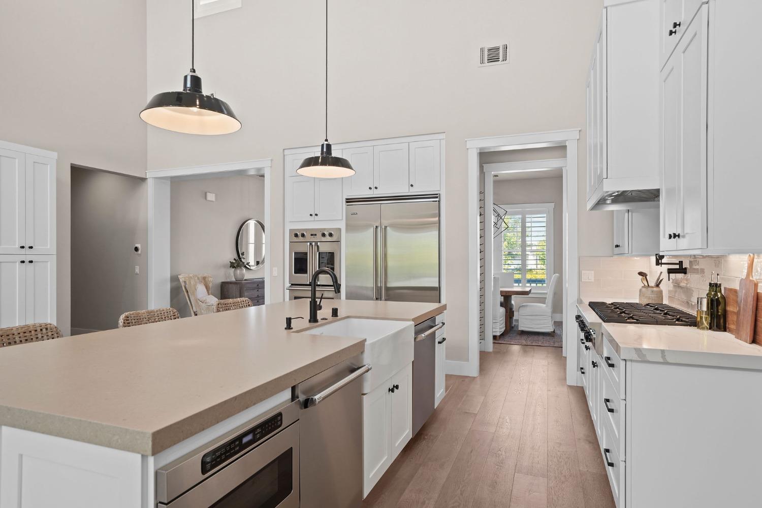 5233 Sutter Park Way