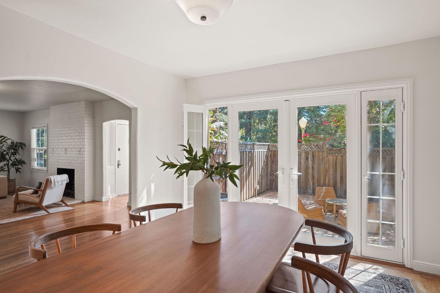 3854 Mckinley Boulevard