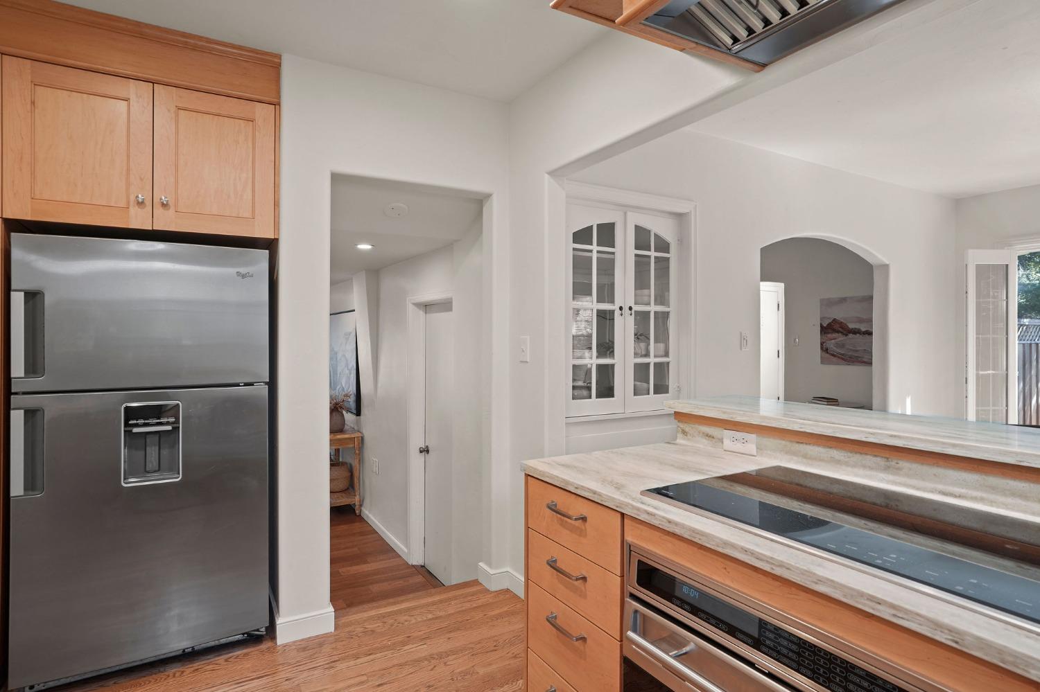 3854 Mckinley Boulevard