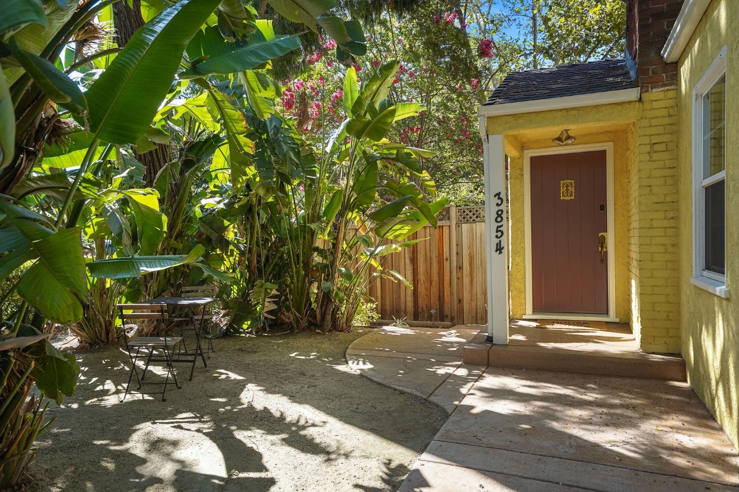 3854 Mckinley Boulevard