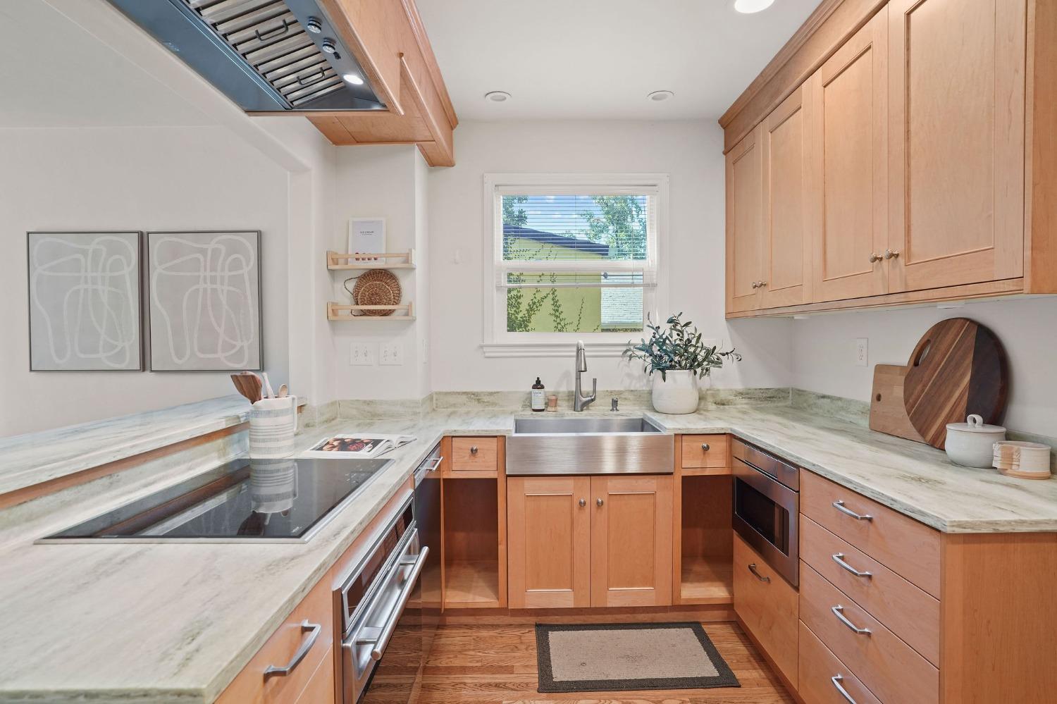 3854 Mckinley Boulevard