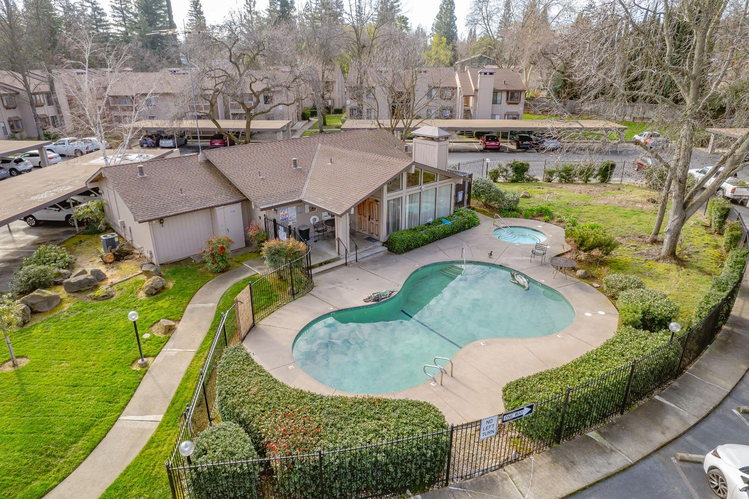 5333 Primrose Drive 14B