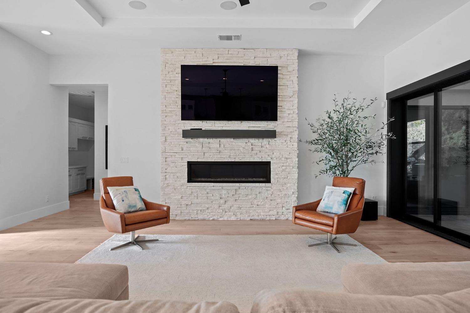 3187 Vista De Madera