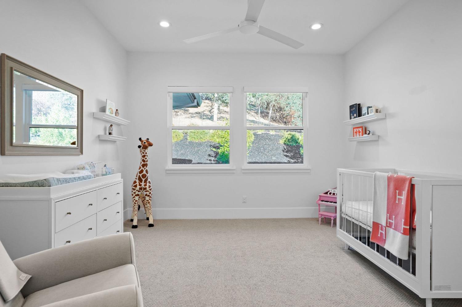 3187 Vista De Madera