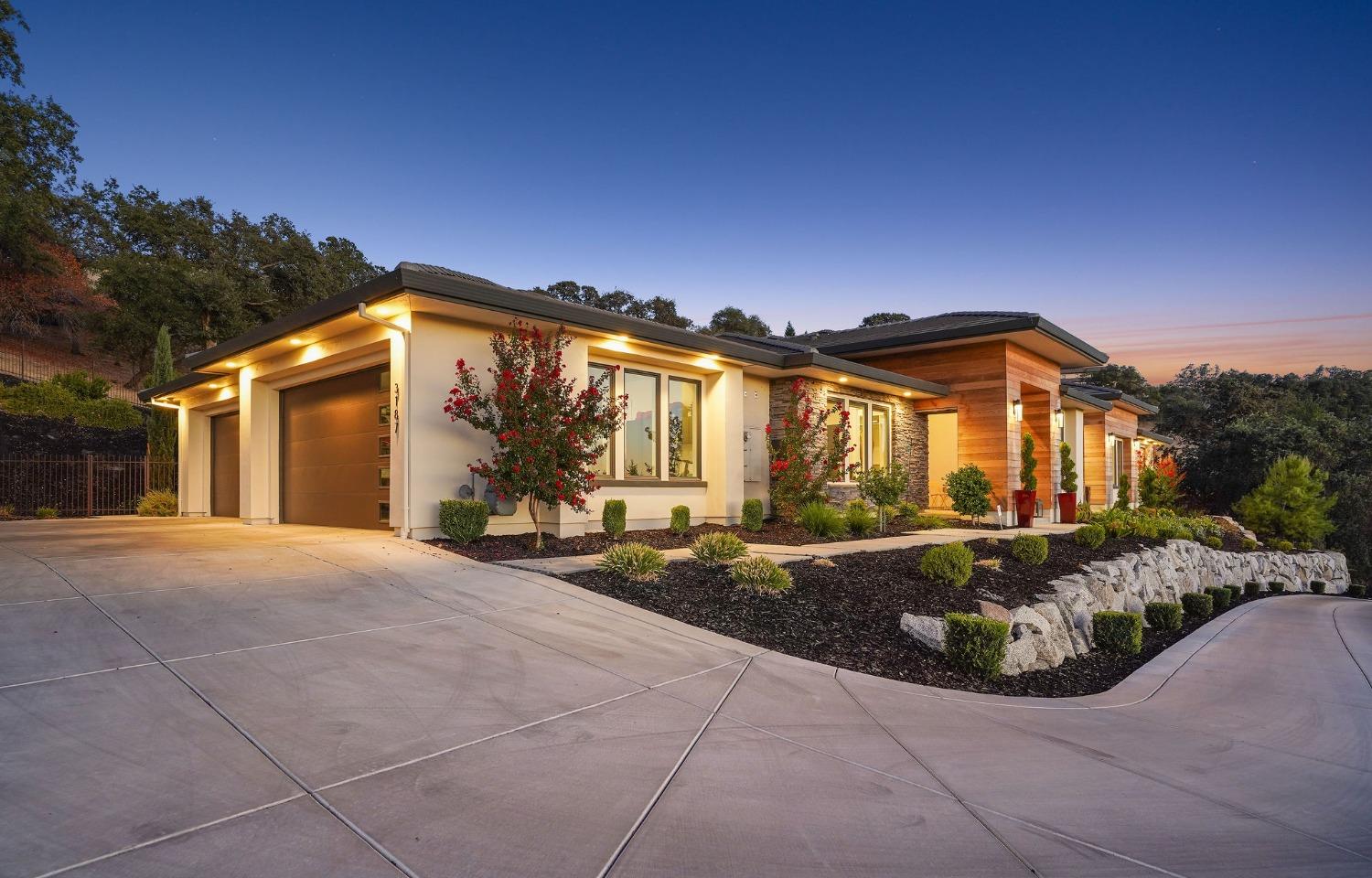 3187 Vista De Madera