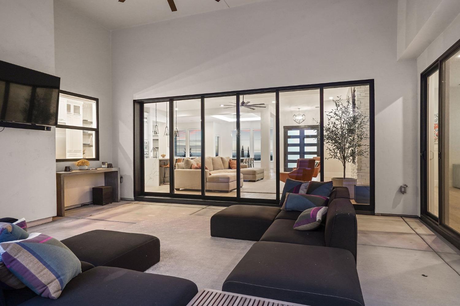 3187 Vista De Madera