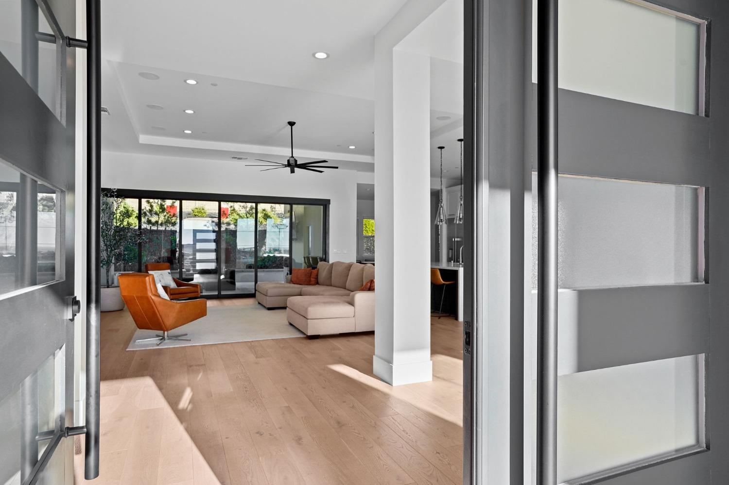 3187 Vista De Madera