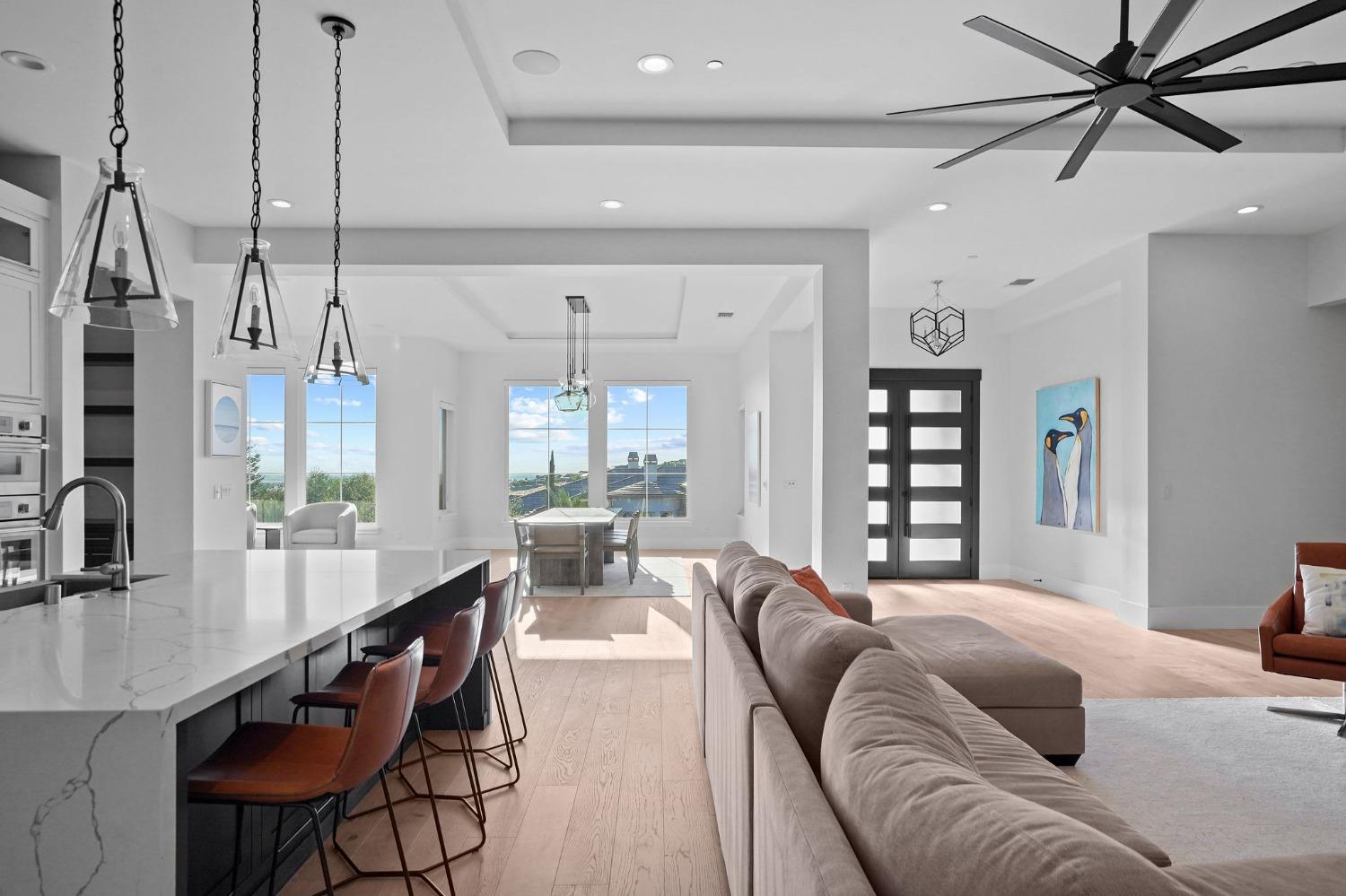 3187 Vista De Madera