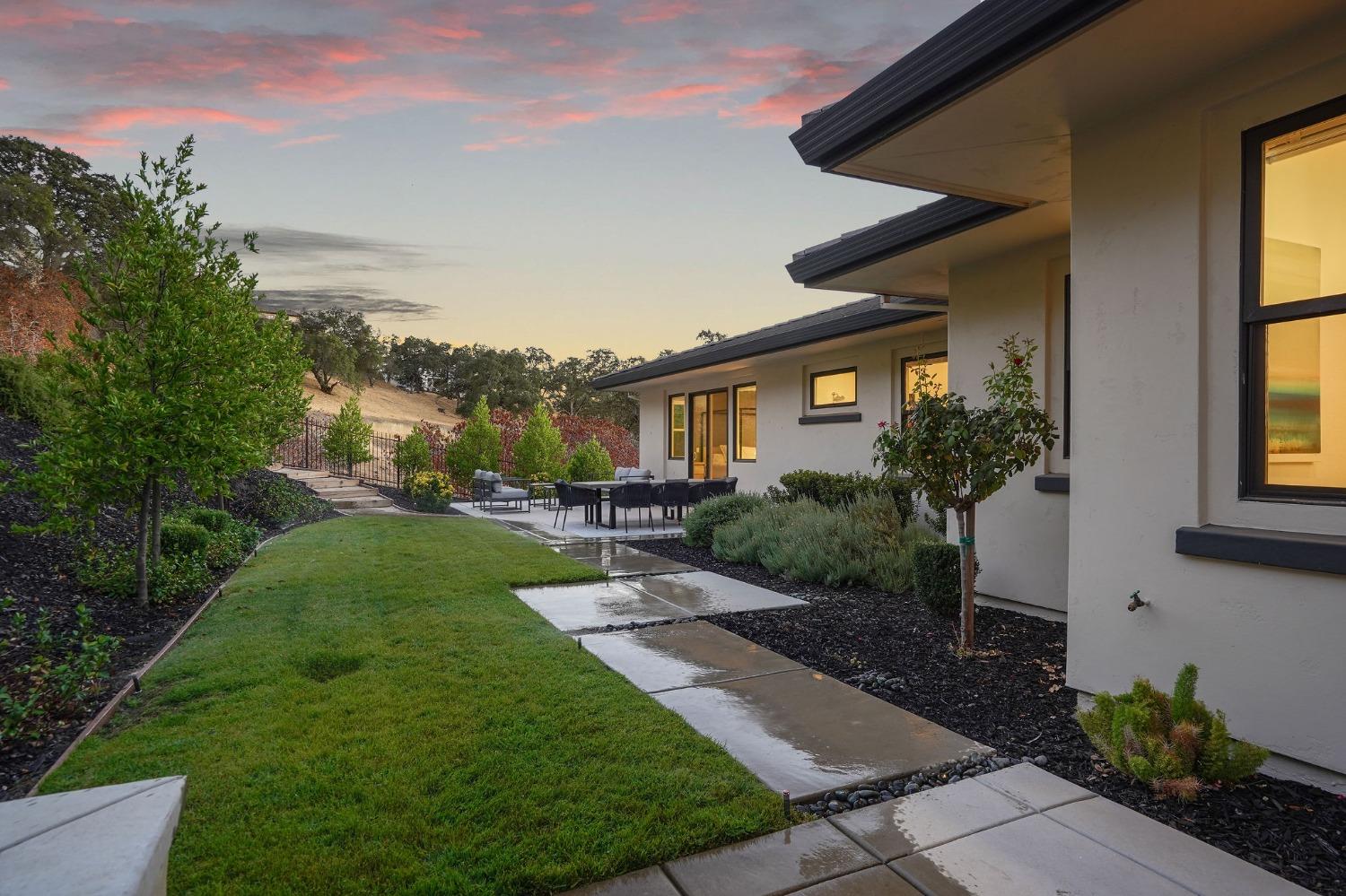 3187 Vista De Madera