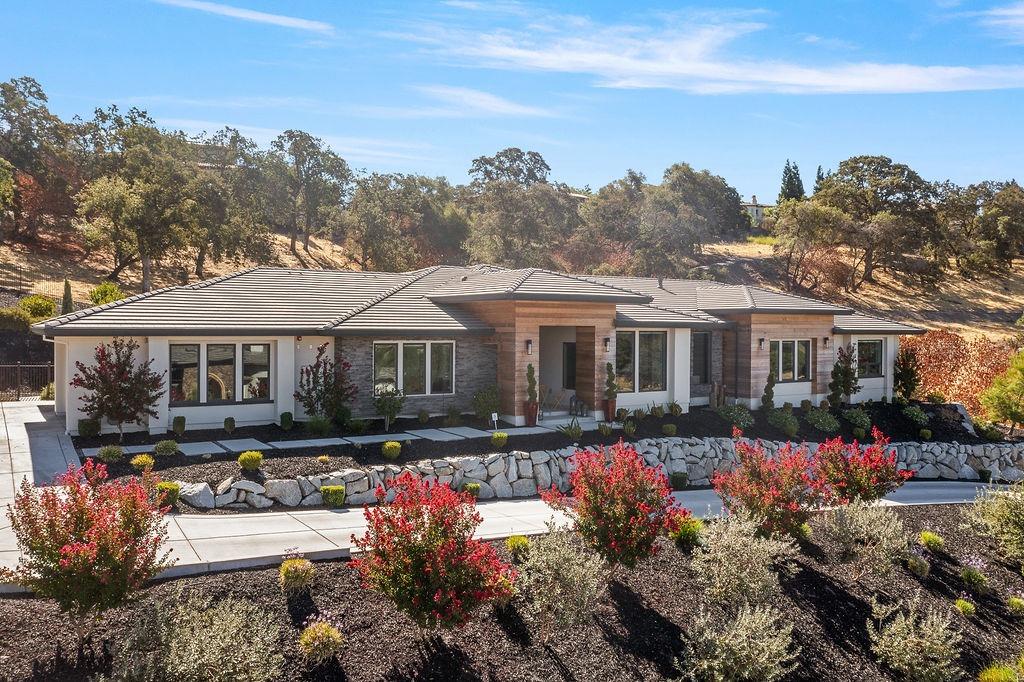 3187 Vista De Madera