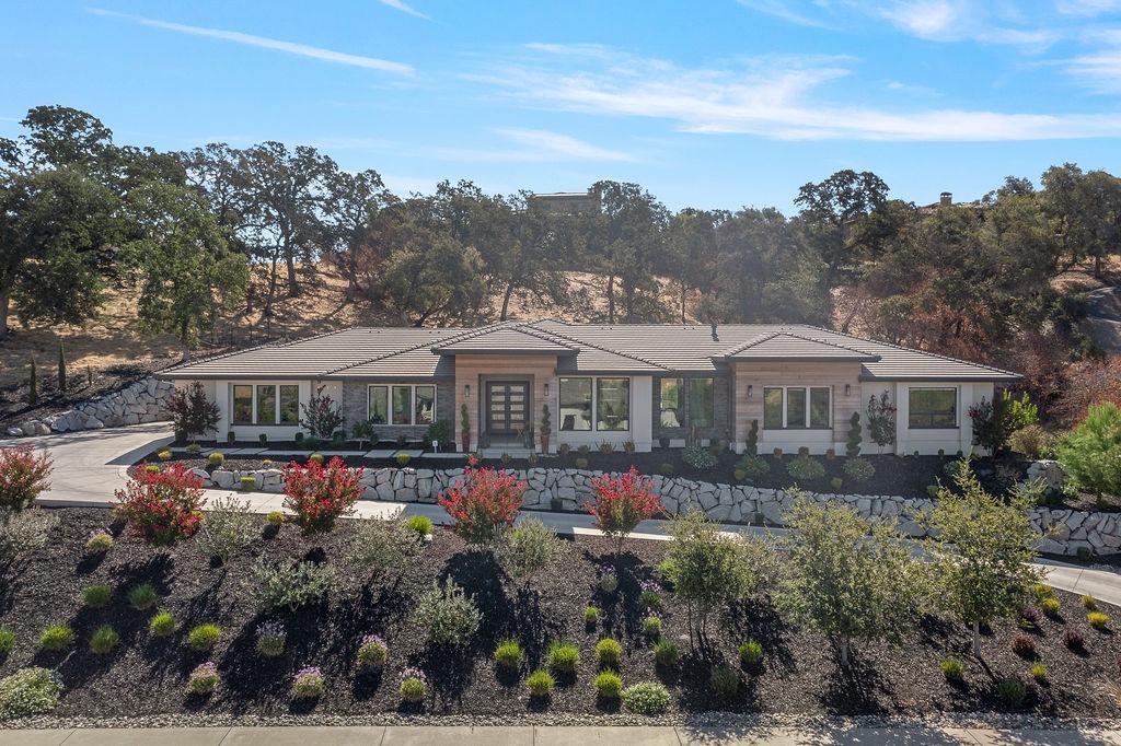 3187 Vista De Madera