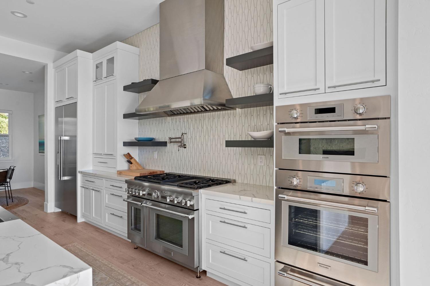 3187 Vista De Madera