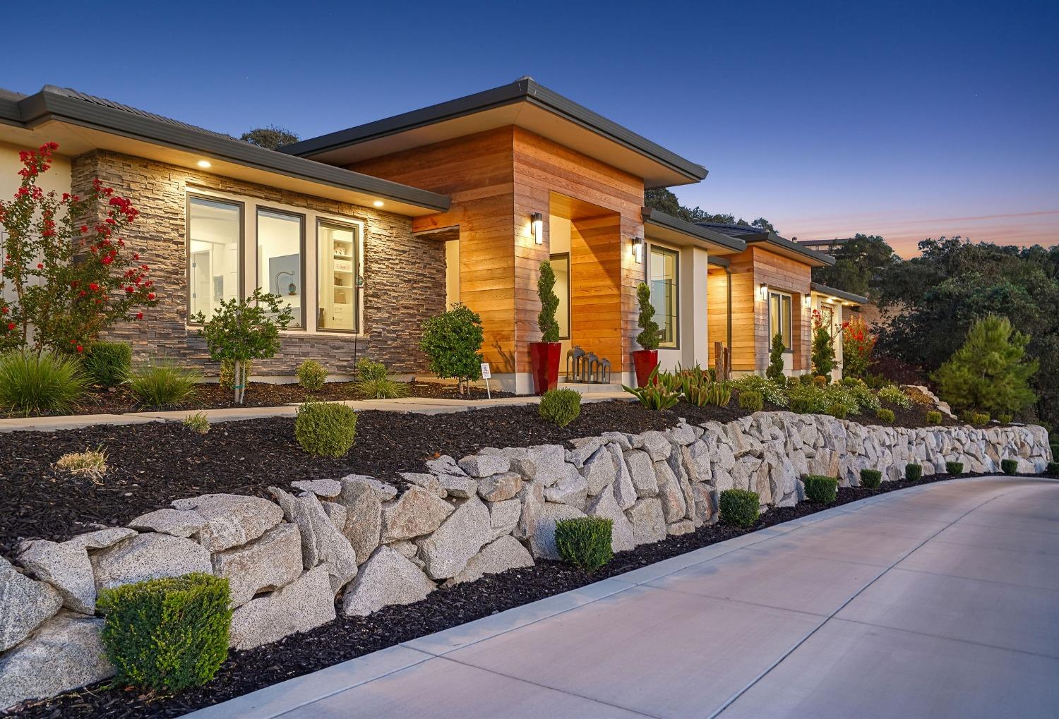 3187 Vista De Madera