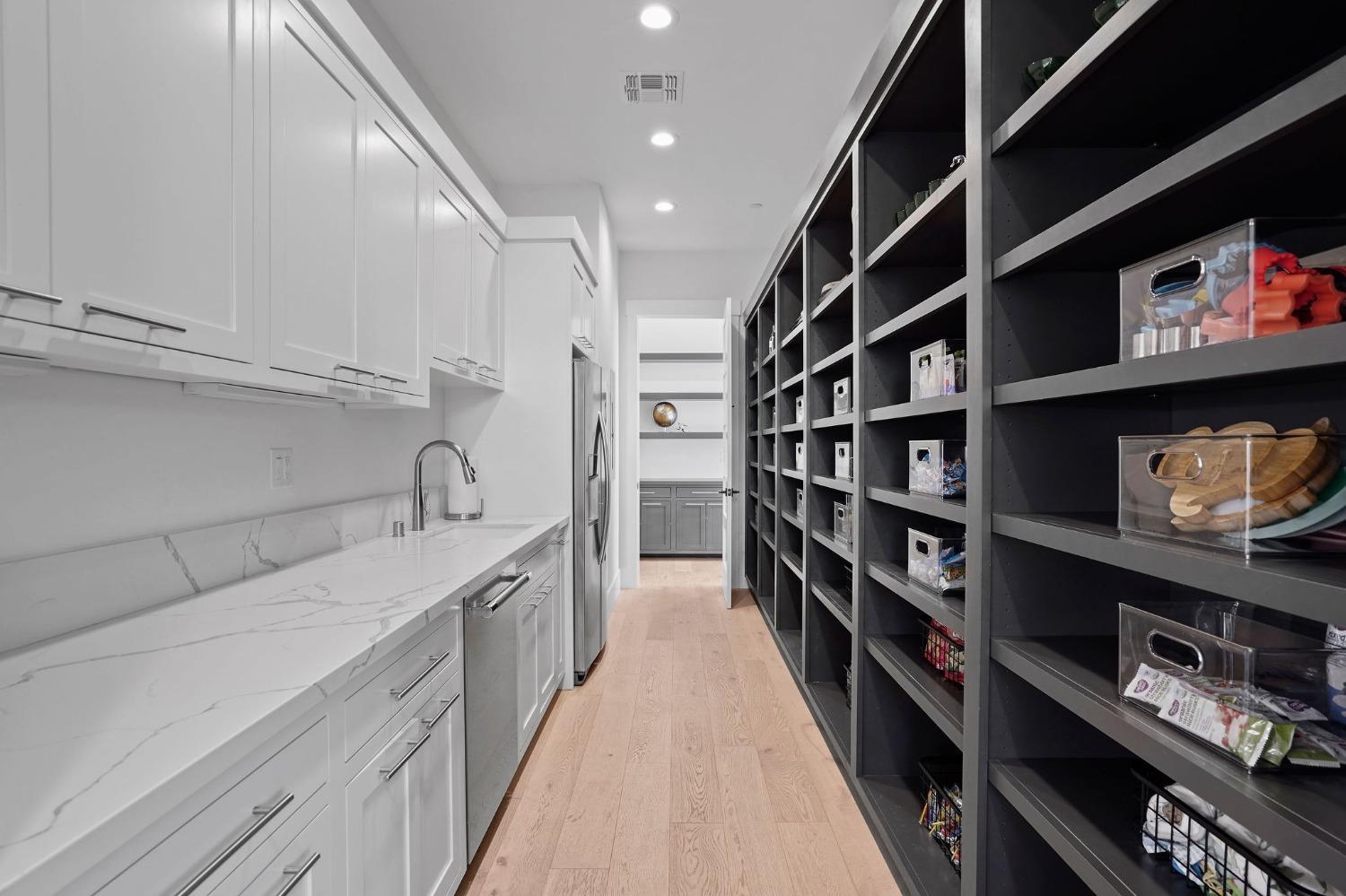 3187 Vista De Madera