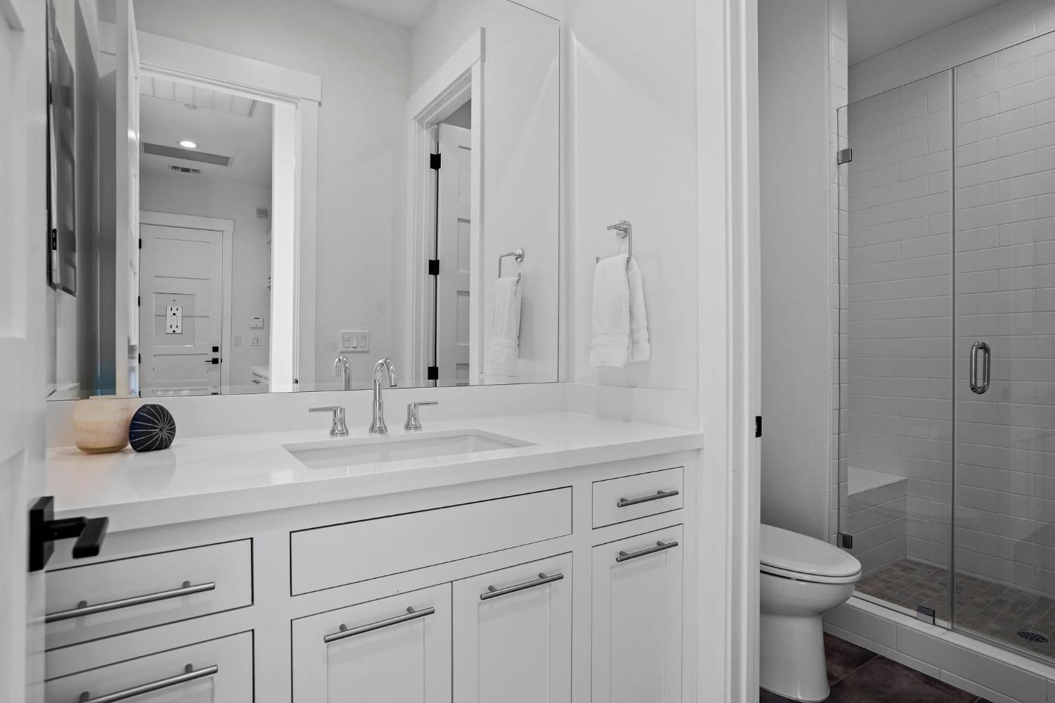 3187 Vista De Madera