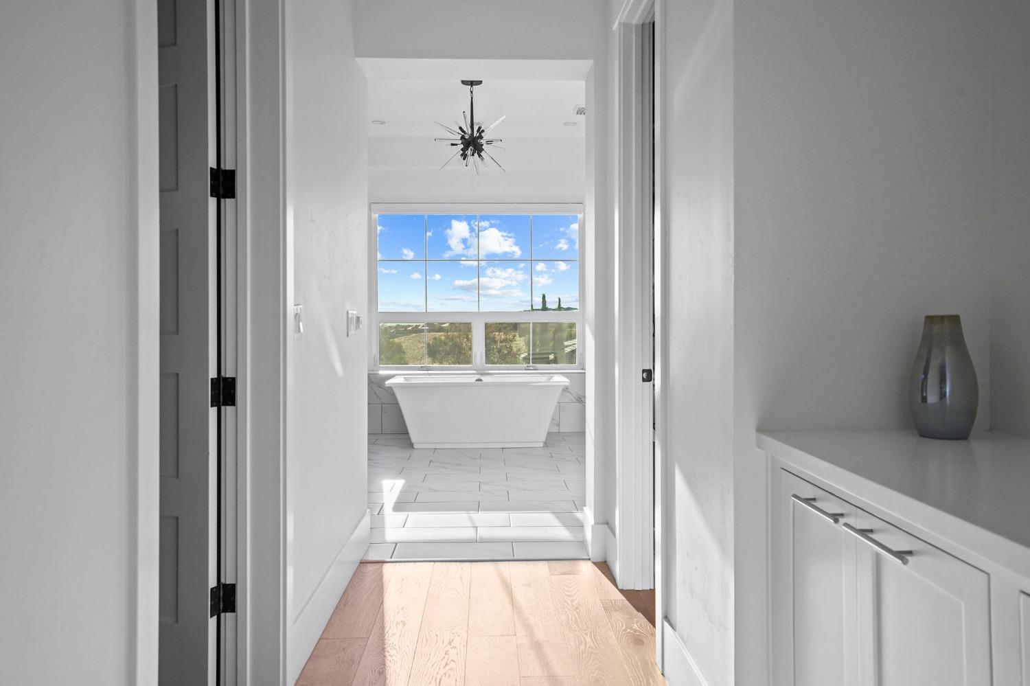 3187 Vista De Madera