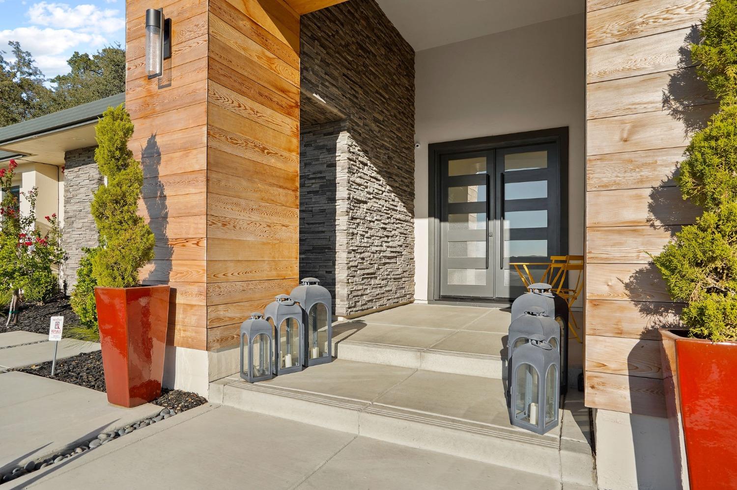 3187 Vista De Madera