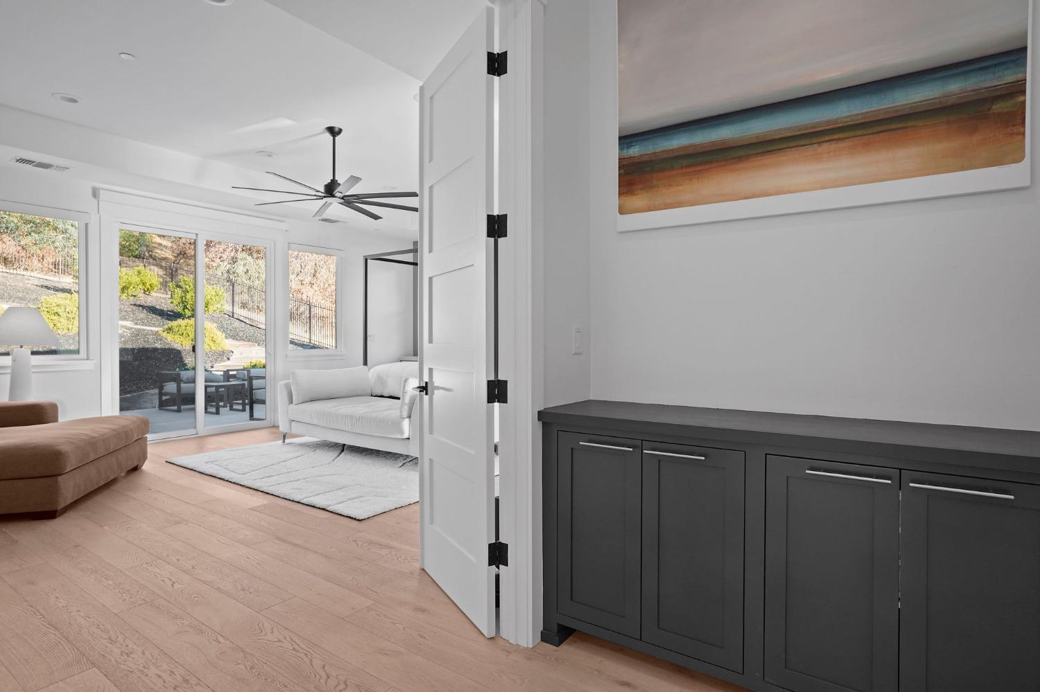 3187 Vista De Madera