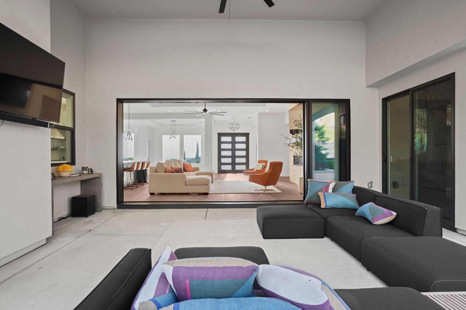 3187 Vista De Madera