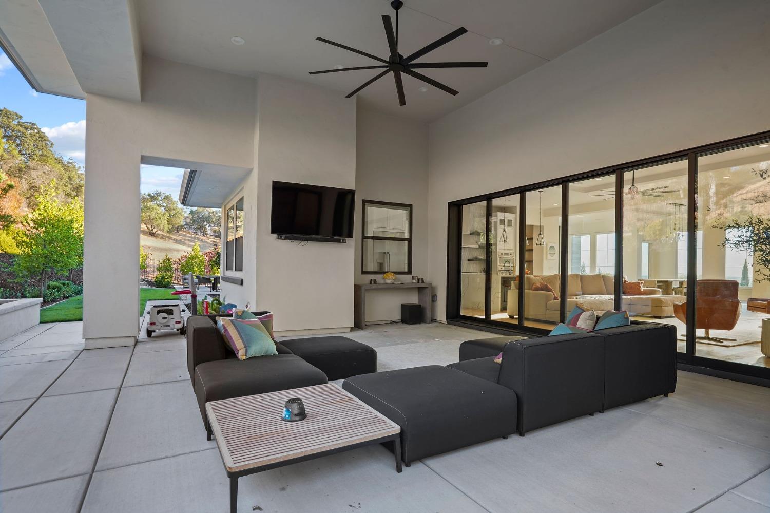 3187 Vista De Madera