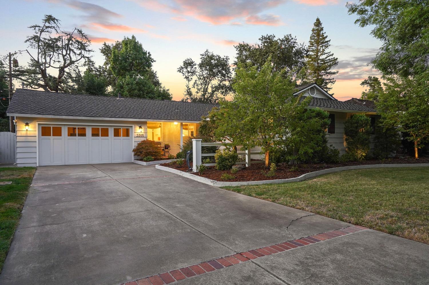 3305 White Oak Court