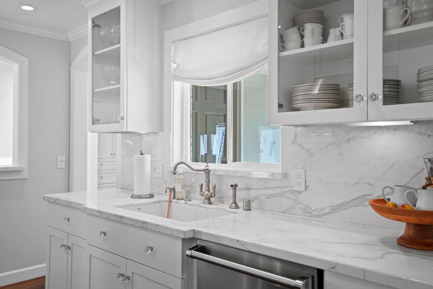 3305 White Oak Court