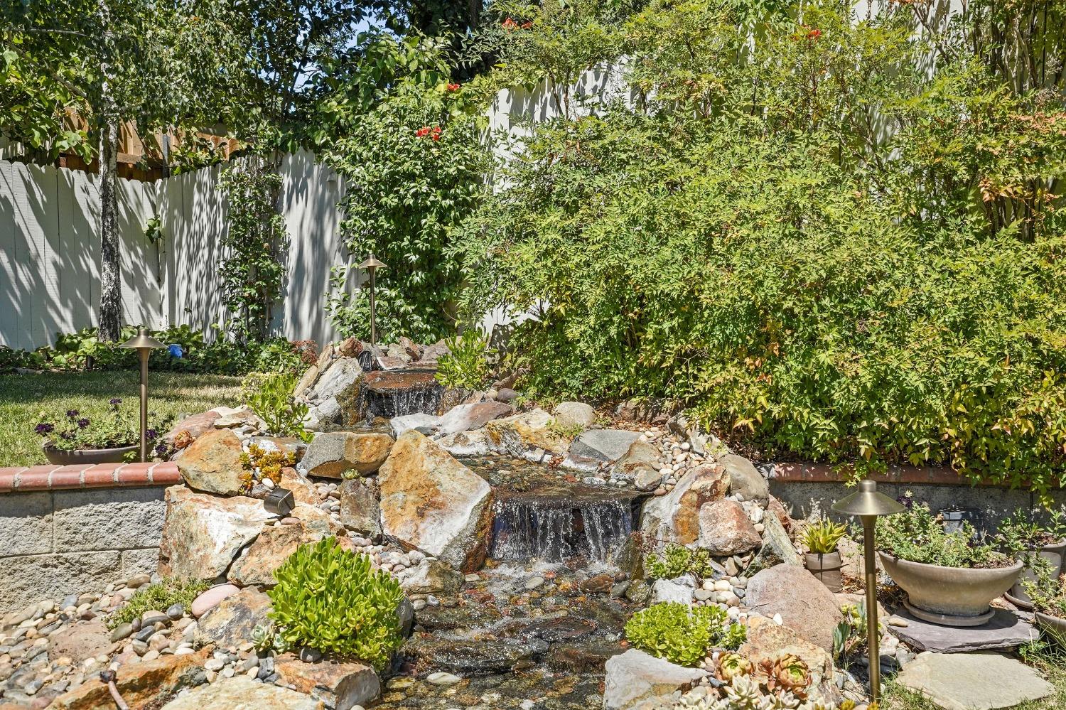 3305 White Oak Court