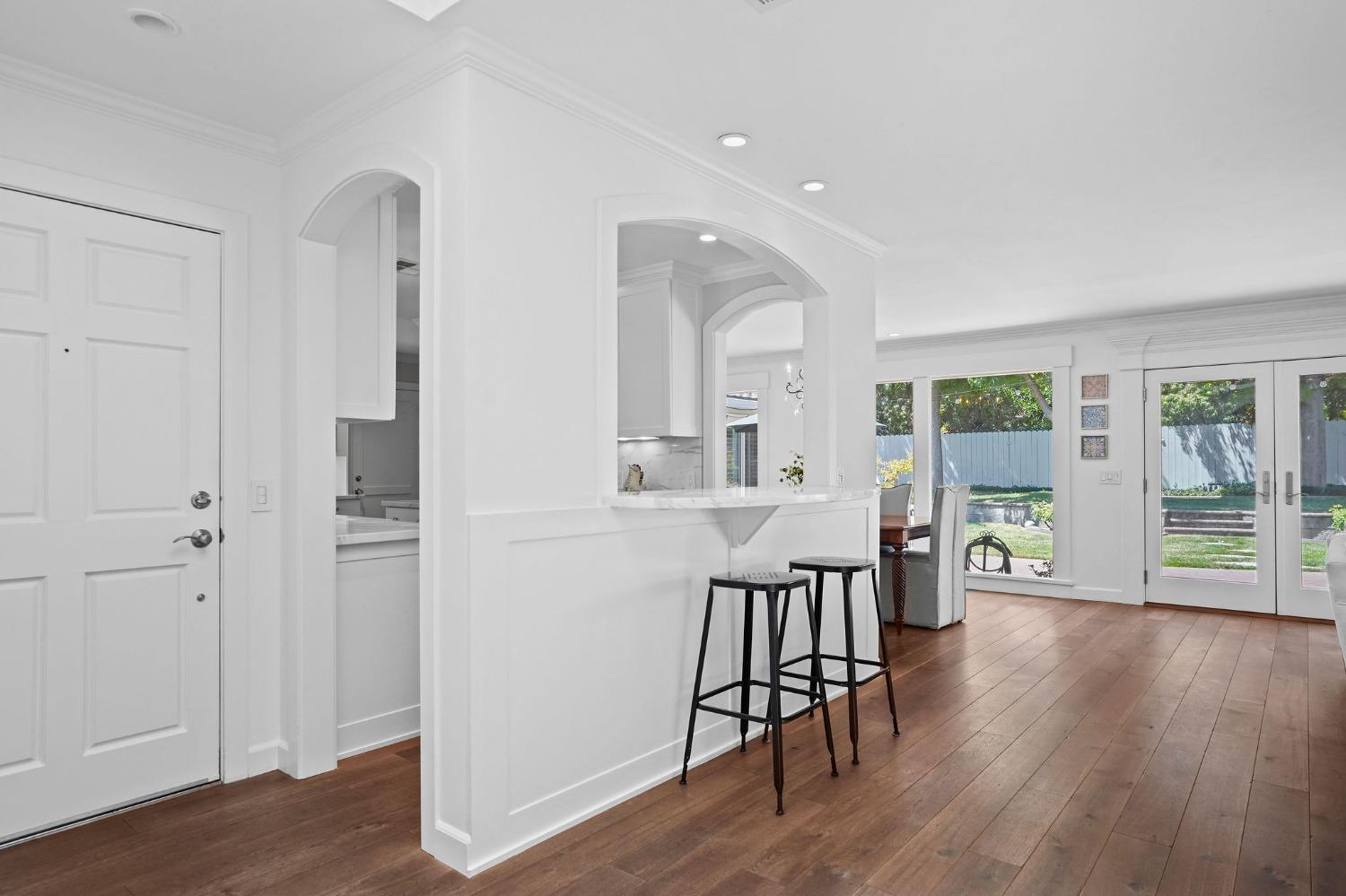 3305 White Oak Court