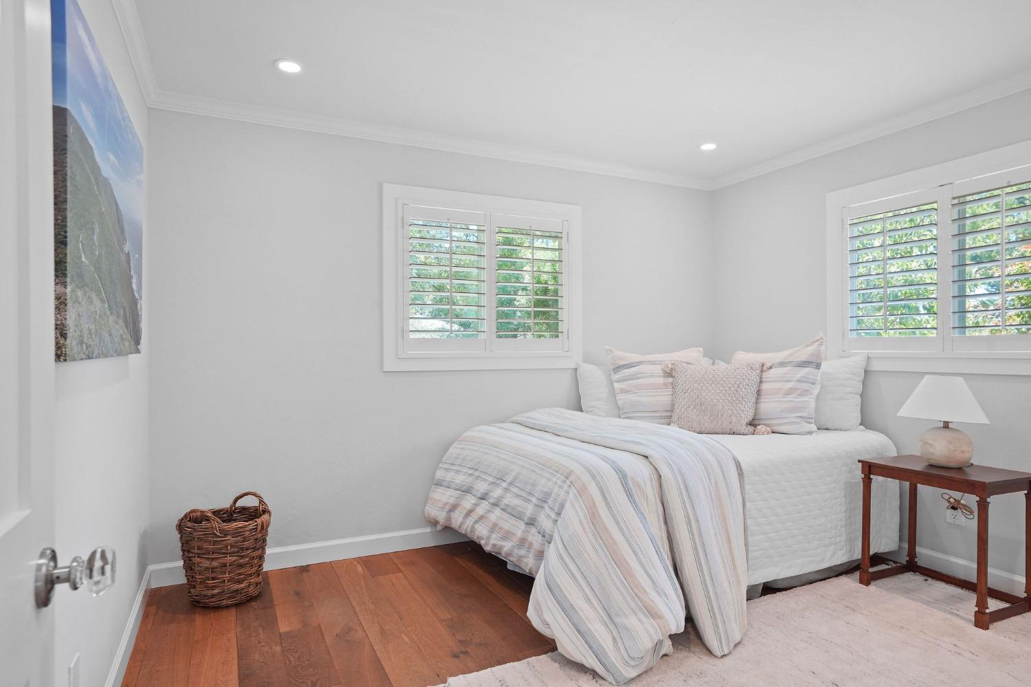 3305 White Oak Court