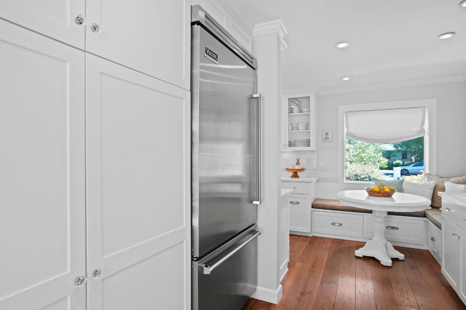 3305 White Oak Court