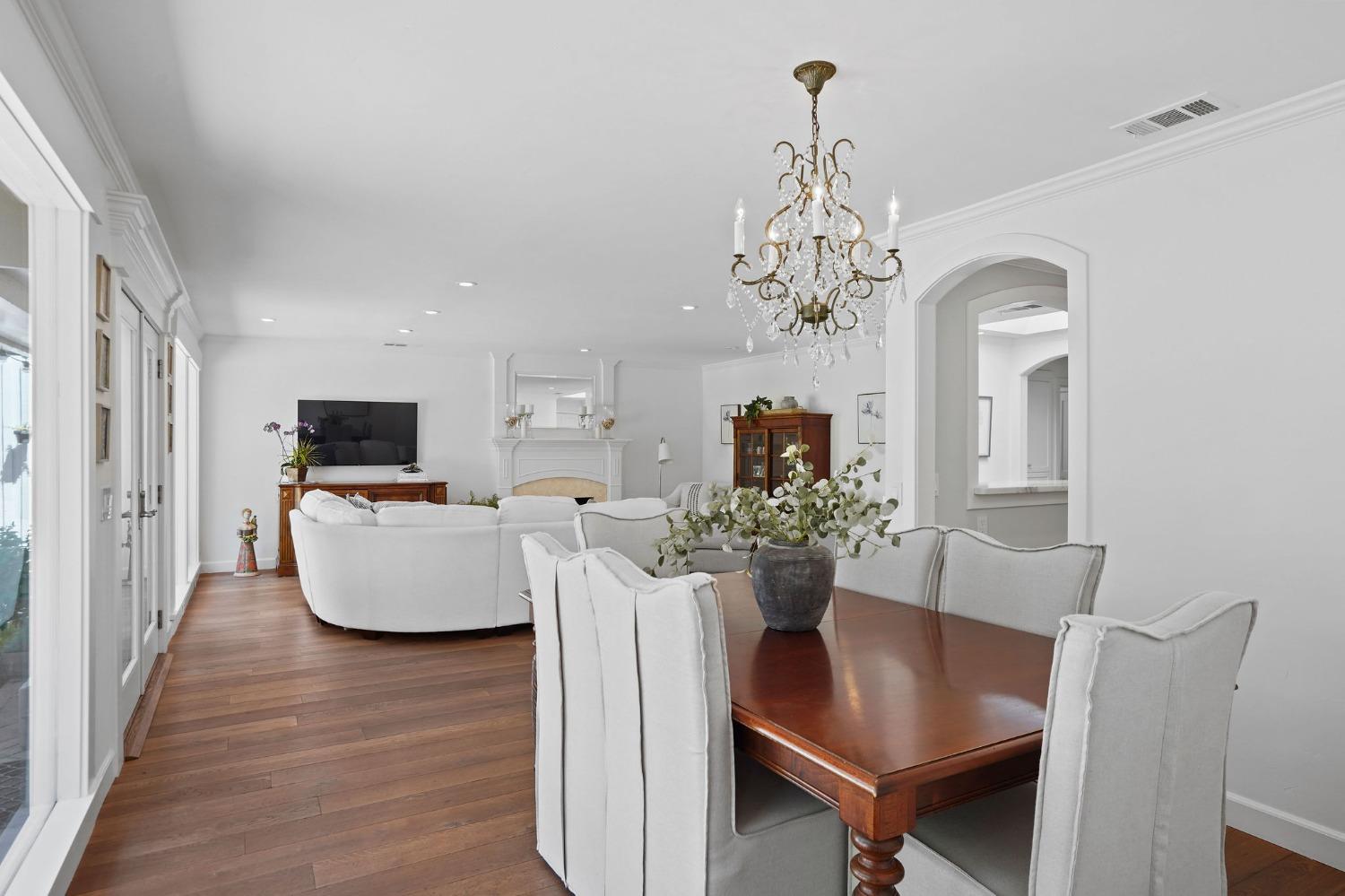 3305 White Oak Court