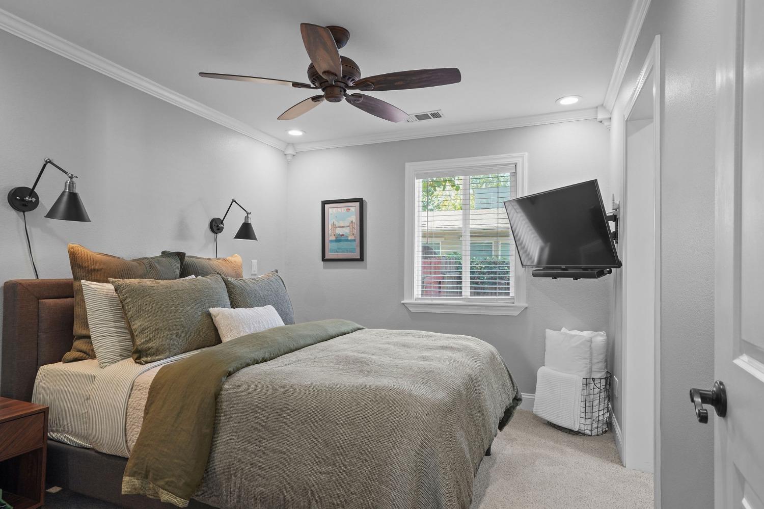 1528 Virginia Avenue