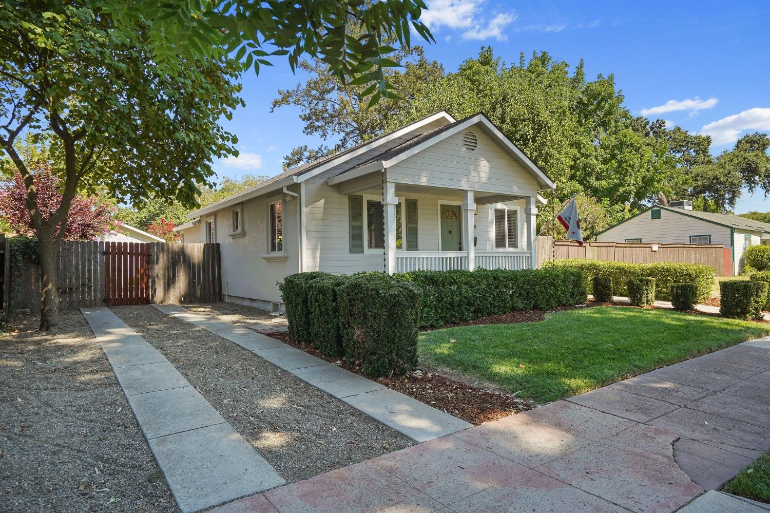 1528 Virginia Avenue