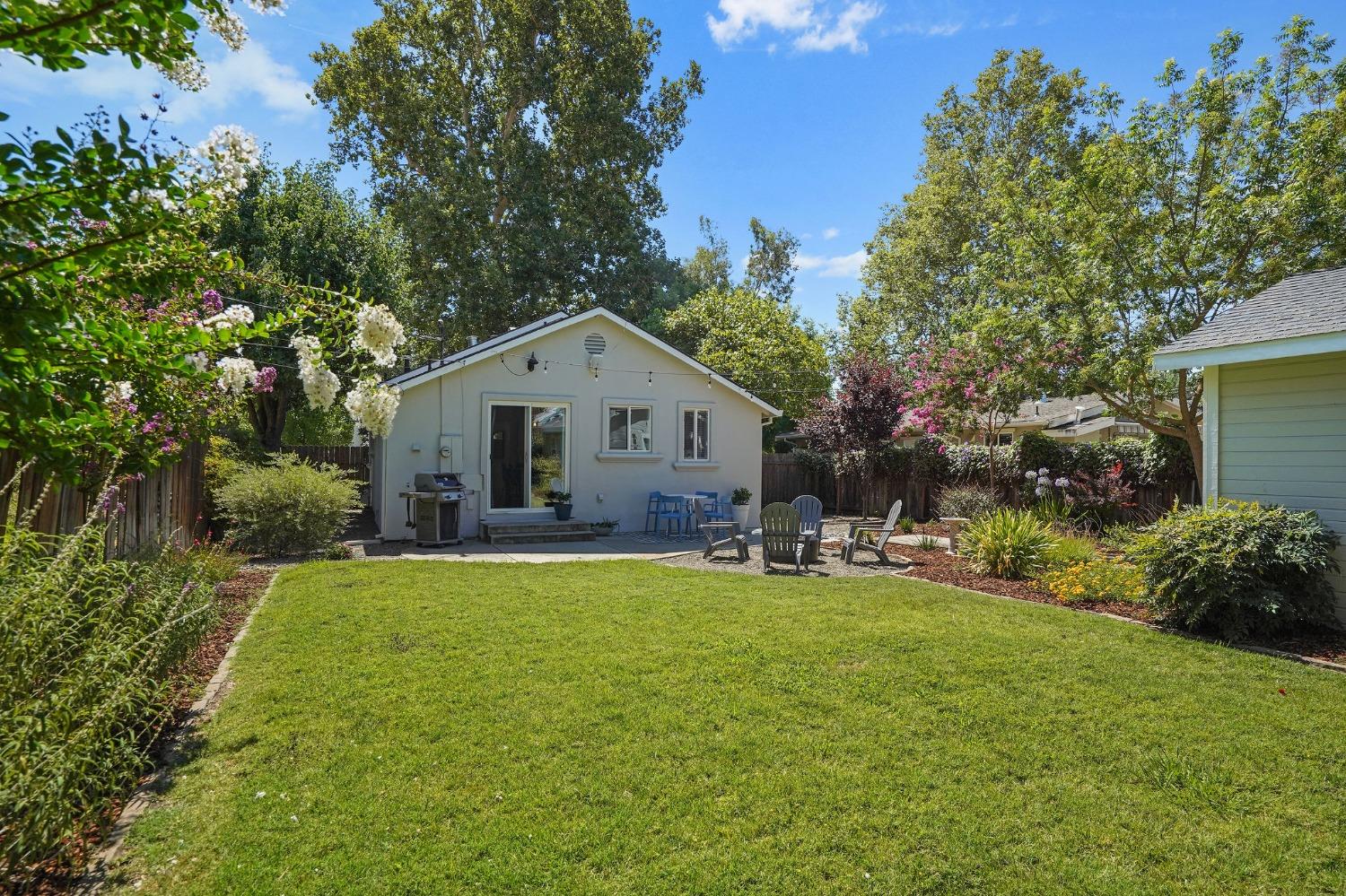 1528 Virginia Avenue