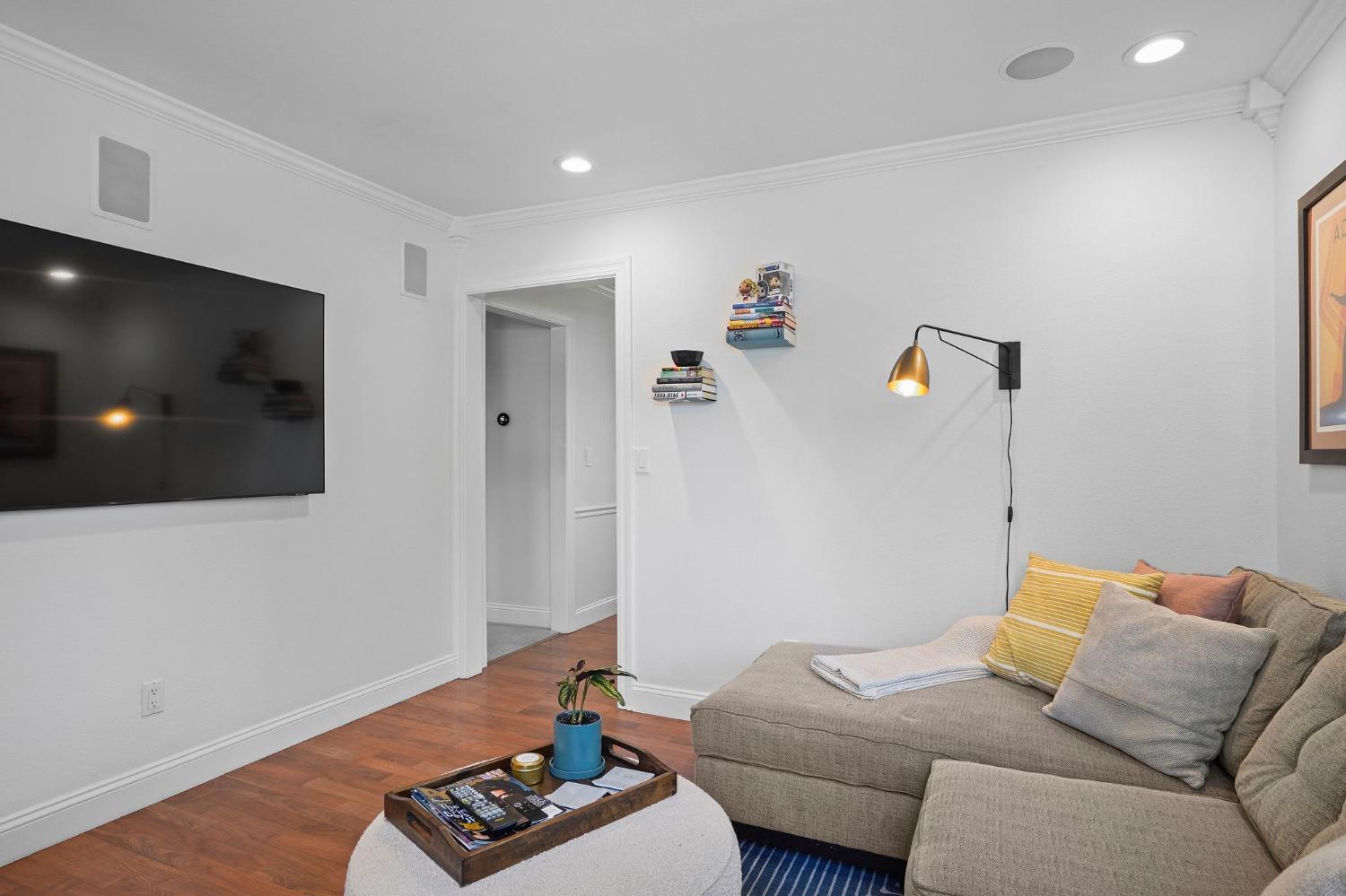 1528 Virginia Avenue