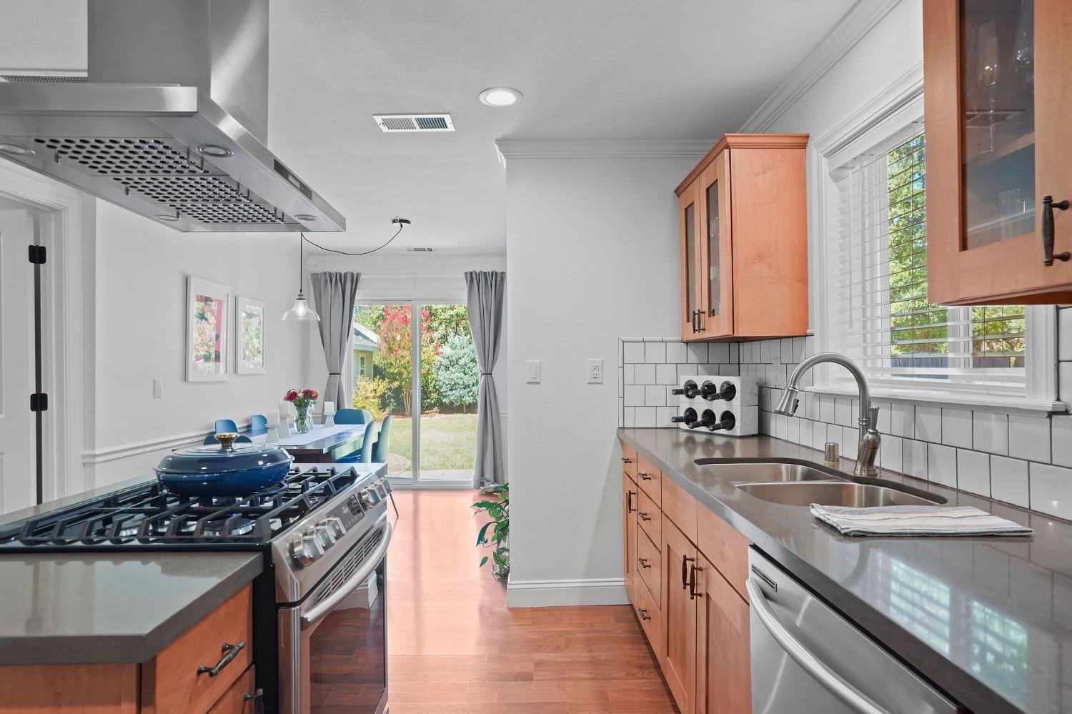 1528 Virginia Avenue