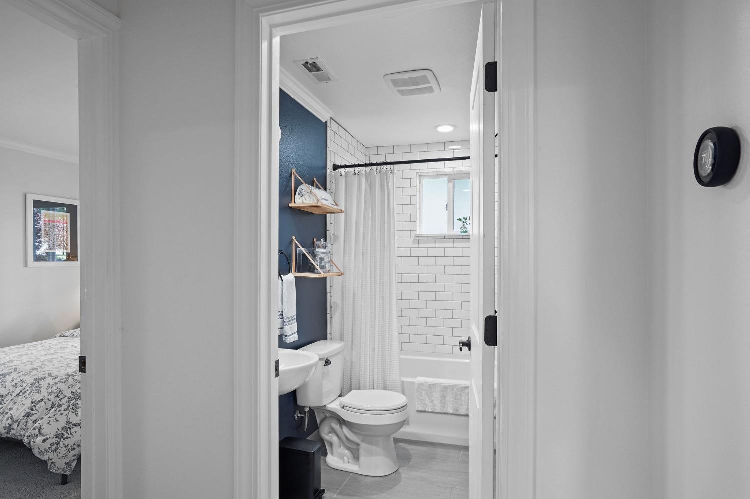 1528 Virginia Avenue